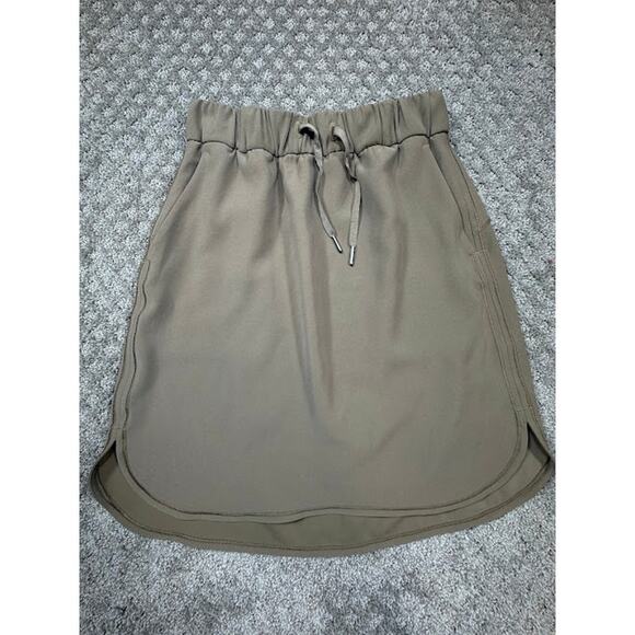 Lululemon On The Fly Skirt w Pockets *Woven Frontier Tan Size 6 $88 MSRP - Picture 2 of 6
